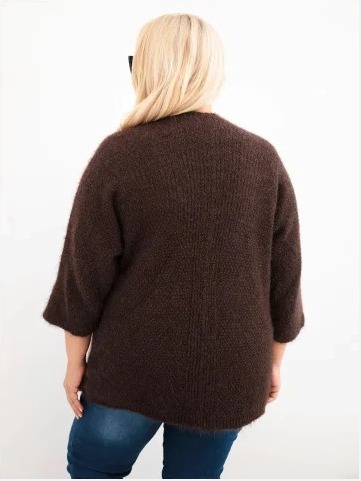 Dámsky sveter Plus Size s vreckami bez zapínania hnedý