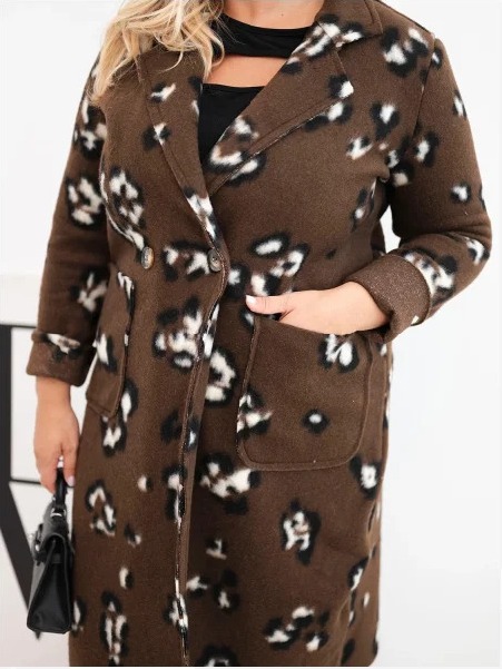 Elegantný dámsky kabát Plus Size s klopami v leopardí vzor hnedej