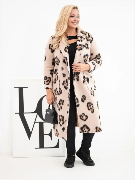 Dámsky elegantný plášť Plus Size s klopami v leopardí vzor béžový