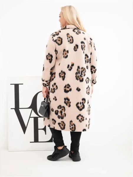 Dámsky elegantný plášť Plus Size s klopami v leopardí vzor béžový