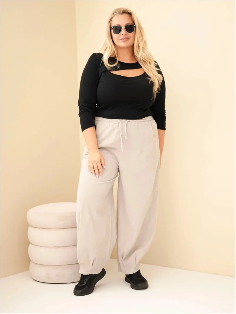 Dámske bavlnené nohavice Plus Size manžestrové s gumkou v páse a vreckami béžové