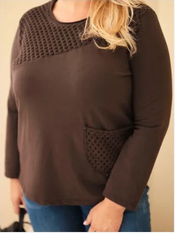 Dámska bavlnená mikina Plus Size s dierkovanou vsadkou a vreckom hnedá