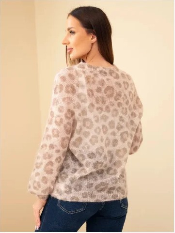 Dámsky sveter zo 70% kid mohairu s leopardím vzorom s dlhým rukávom khaki
