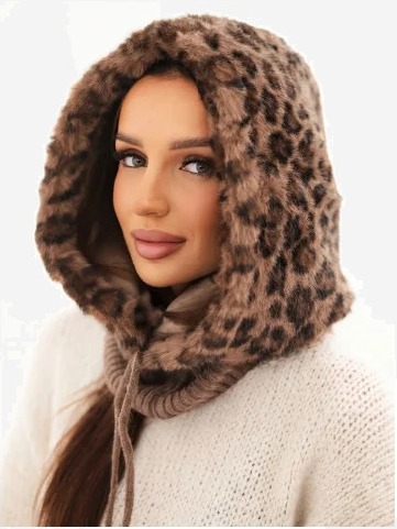 Dámska čiapka kapucňa s kožušinou v leopardí vzor so šnúrkou fango zelená