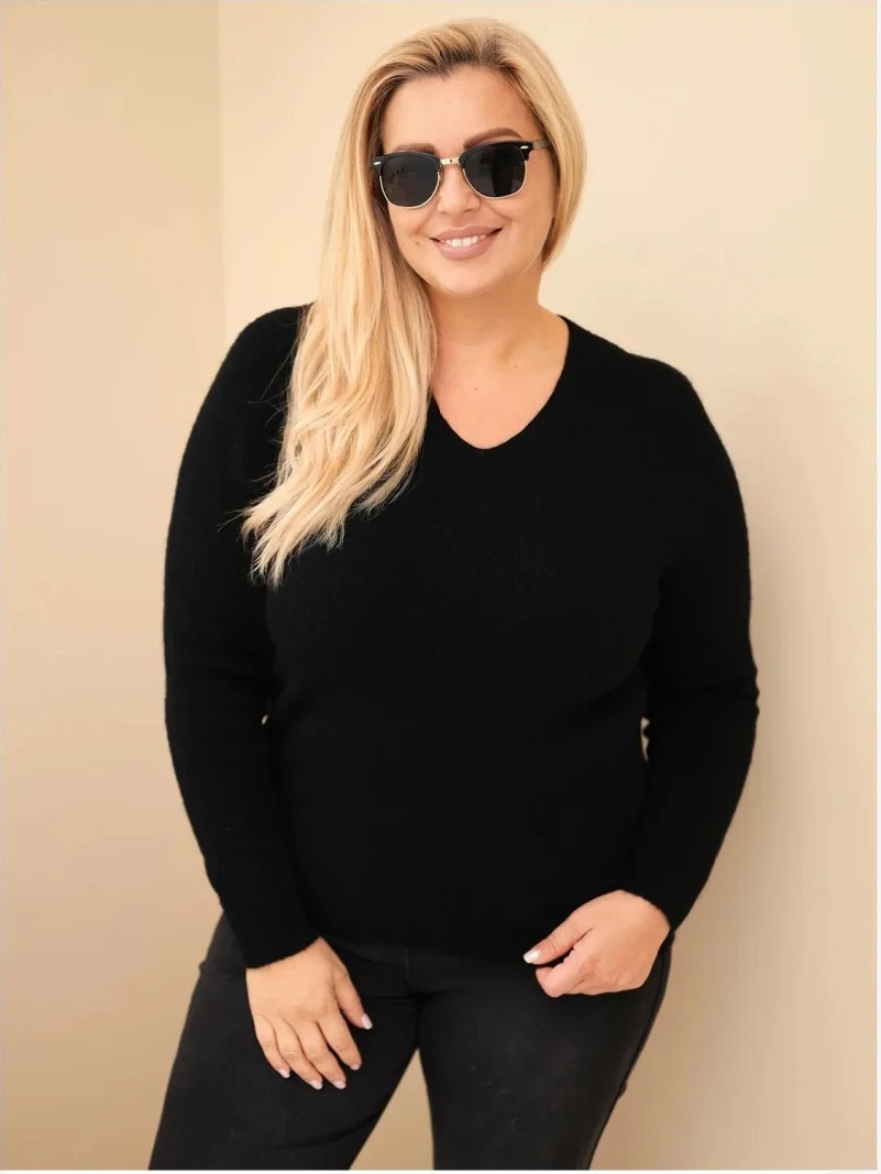 Dámsky sveter Plus Size z baby alpaky s dlhým rukávom čierny