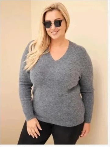 Dámsky sveter Plus Size z baby alpaky s dlhým rukávom grafitový