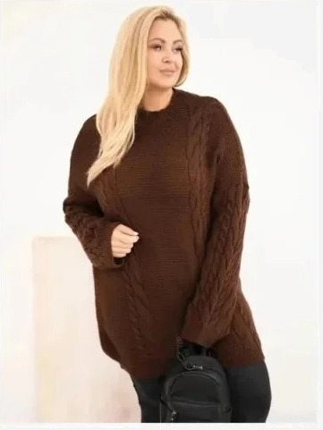 Dámsky sveter Plus Size s vrkočovým vzorom hnedý