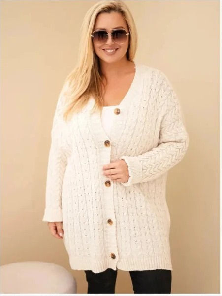 Dámsky kardigán Plus Size s gombíkmi a vrkočovým vzorom béžový