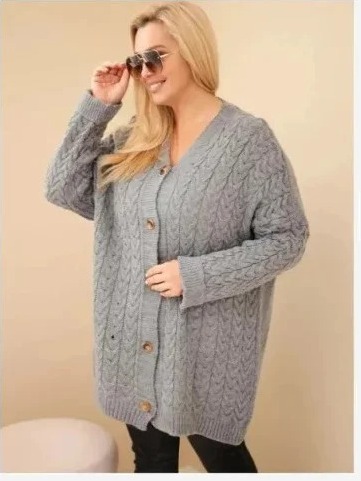 Dámsky kardigán Plus Size s gombíkmi a vrkočovým vzorom sivý