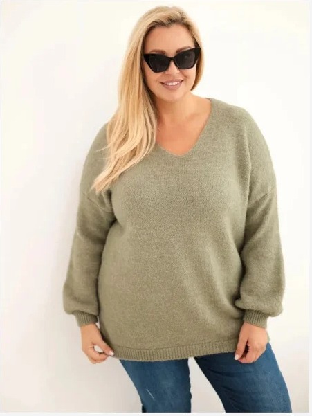 Dámsky sveter Plus Size s vlnou a výstrihom do V khaki