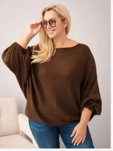 Dámsky sveter Plus Size s prídavkom vlny vo voľnom strihu hnedý