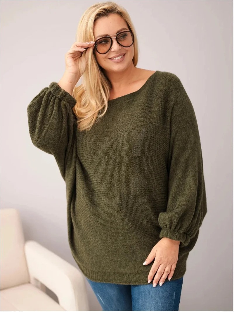 Dámsky plus size sveter s prídavkom vlny vo voľnom strihu khaki