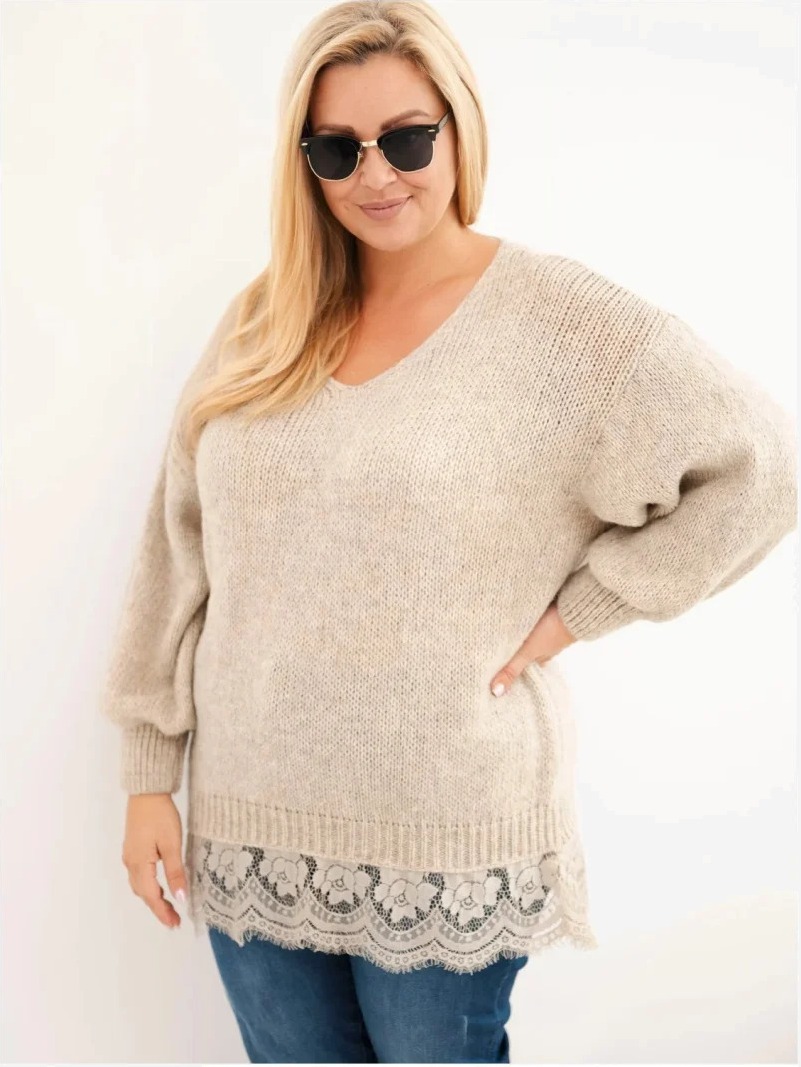 Dámsky pulóver Plus Size s čipkovaným spodkom tmavohnedý béžový
