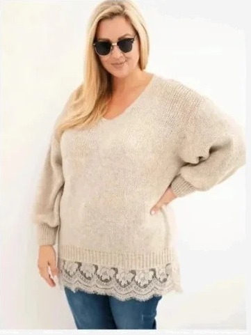 Dámsky pulóver Plus Size s čipkovaným spodkom tmavohnedý béžový