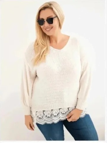 Dámsky sveter Plus Size s čipkovaným spodkom svetlý béžový