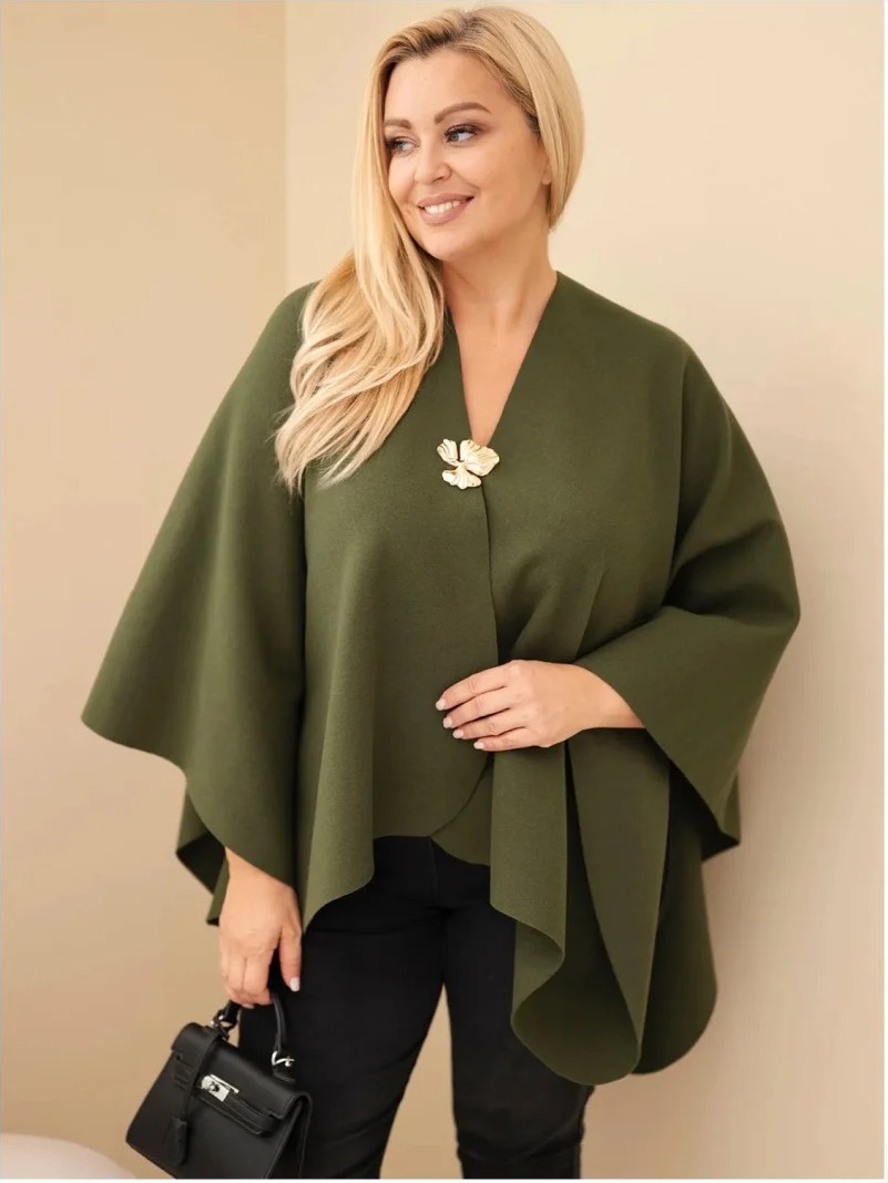 Dámska pončo prikrývka Plus Size s brošňou khaki
