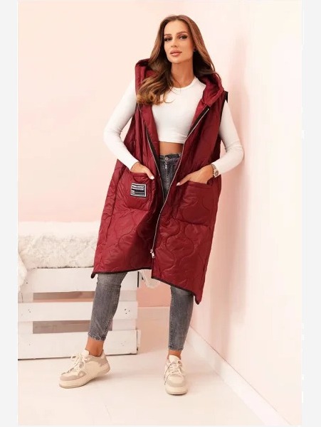 Dámska prešívaná vesta Plus Size s kapucňou na zips bordová