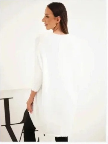 Sveter dámsky Plus Size s výstrihom V ecru