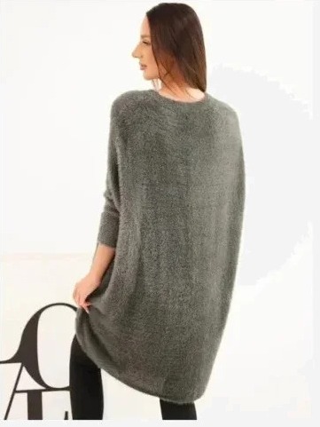 Sveter dámsky Plus Size s výstrihom V grafitový