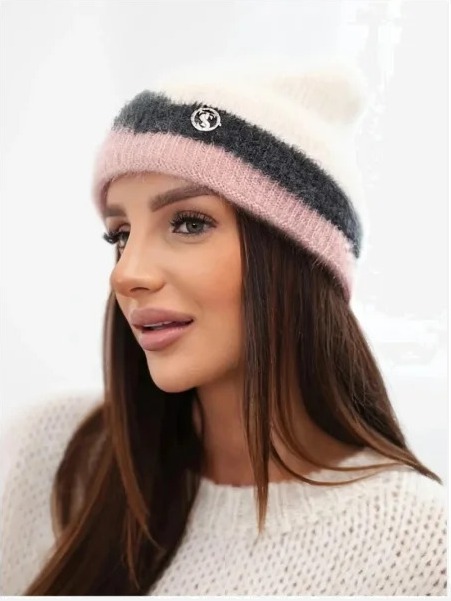 Čiapka dámska beanie rebrovaná s ozdobou béžový+prášok