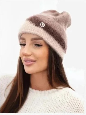 Čiapka dámska beanie rebrovaná s ozdobou fango+béžová
