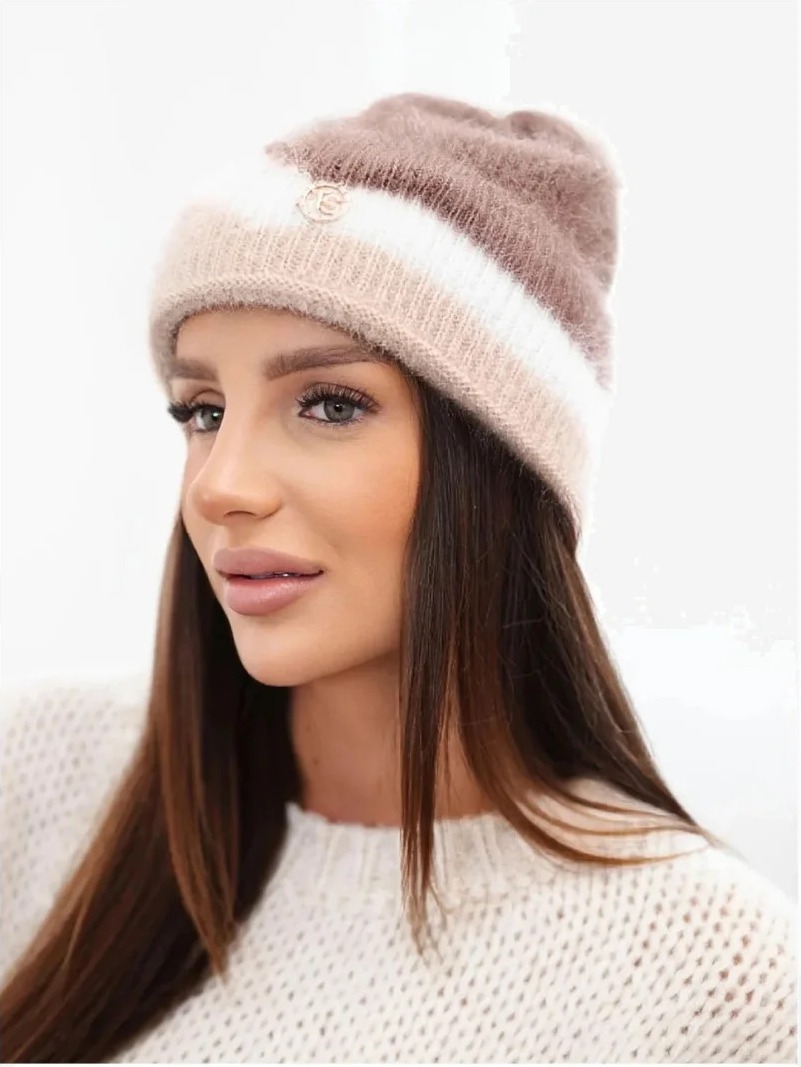 Čiapka dámska beanie rebrovaná s ozdobou fango+biela
