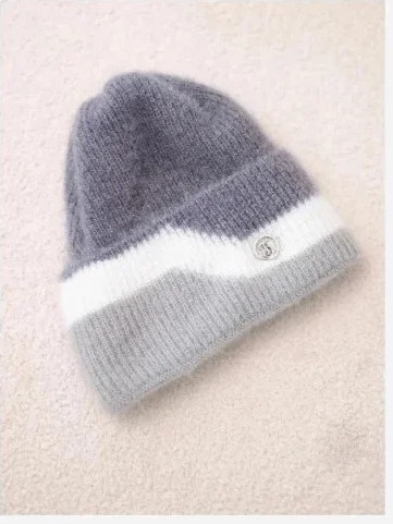 Čiapka dámska beanie rebrovaná s ozdobou tmavosivá+sivá