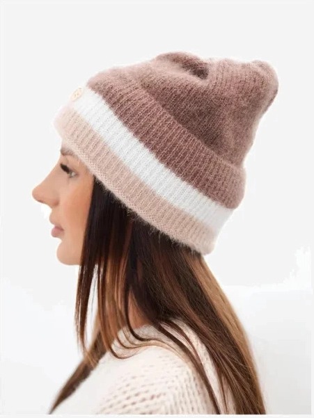 Čiapka dámska beanie rebrovaná s ozdobou fango+biela