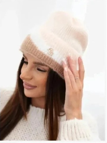 Čiapka dámska beanie rebrovaná s ozdobou camel