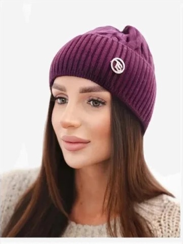 Čiapka dámska z viskózy s...
