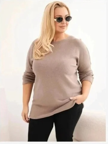 Dámsky sveter plus size s lodičkovým výstrihom Fango