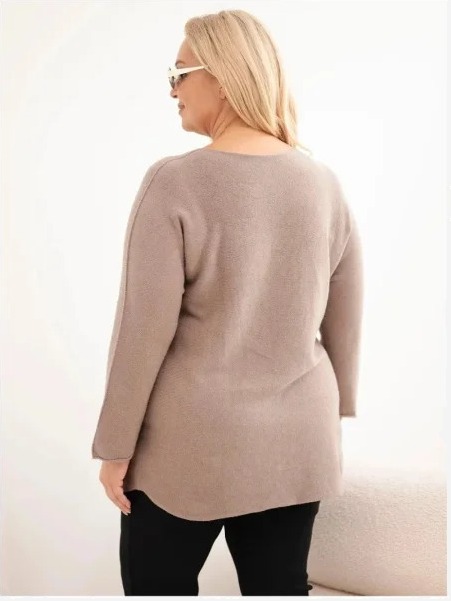 Dámsky sveter plus size s lodičkovým výstrihom Fango