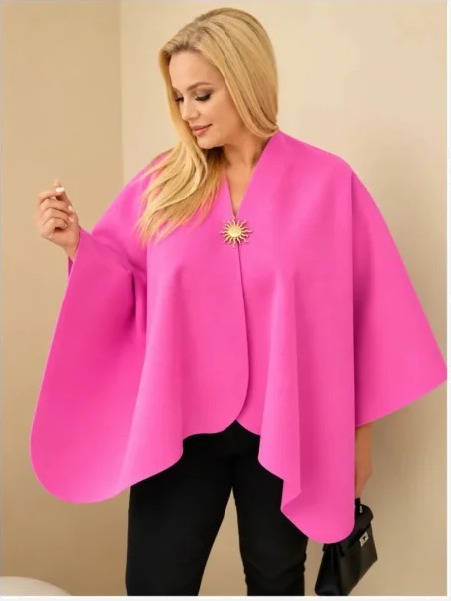 Dámske pončo plus size s brošňou ružová