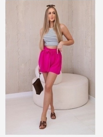 Šortky uviazané v páse fuchsia
